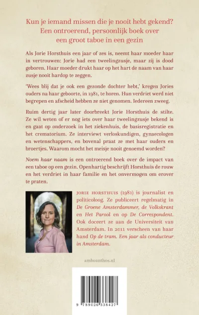 Noem haar naam